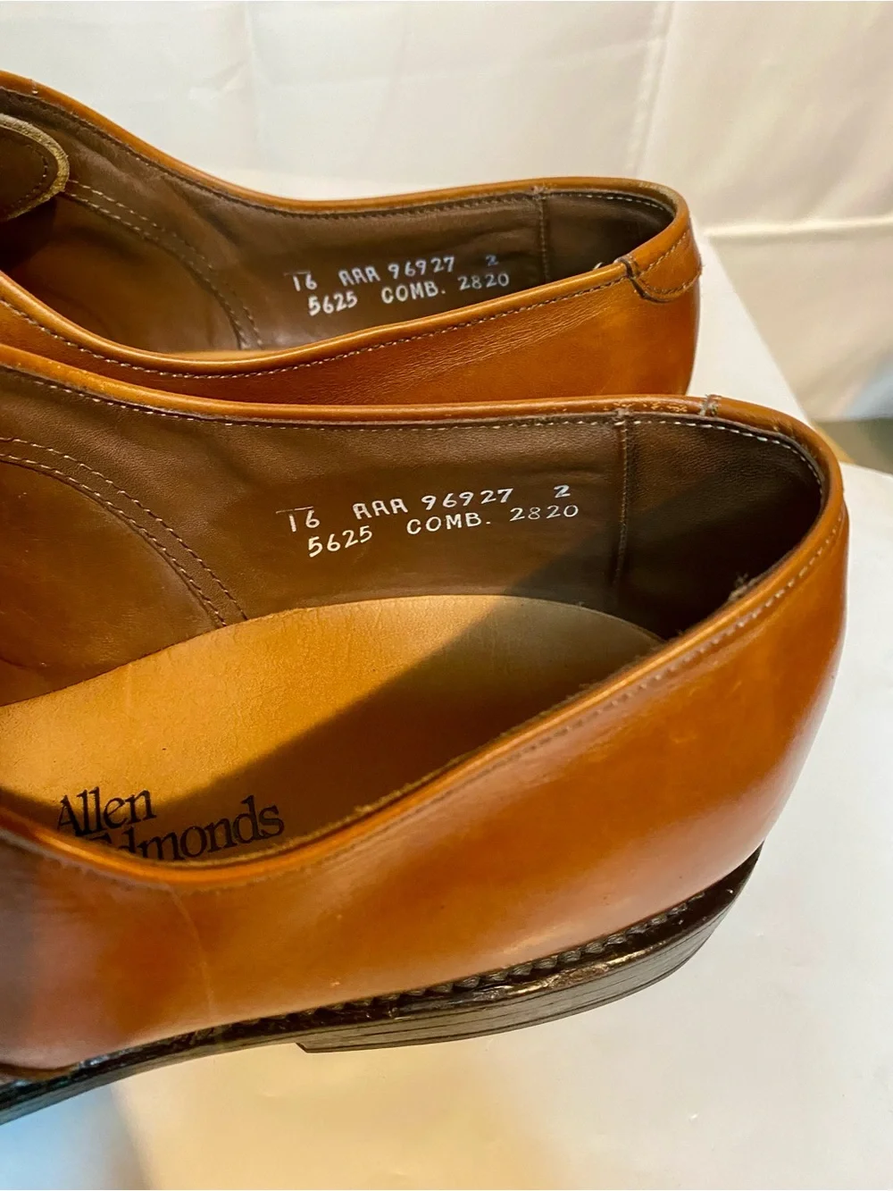 Men’s Park Avenue Allen Edmonds Cognac Brown Cap-Toe Oxfords